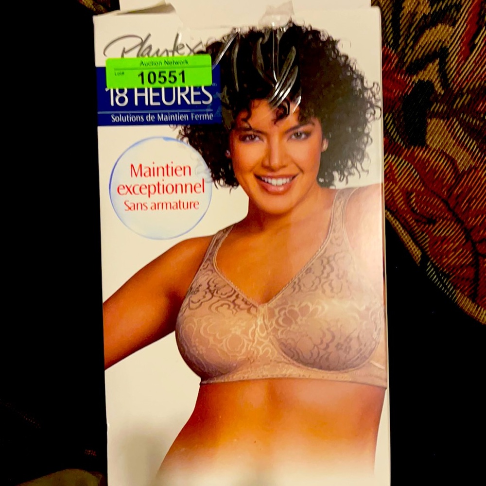 BRA NWOT 18 HOUR FIRM SUPPORT SOLUTIONS WIRE FREE